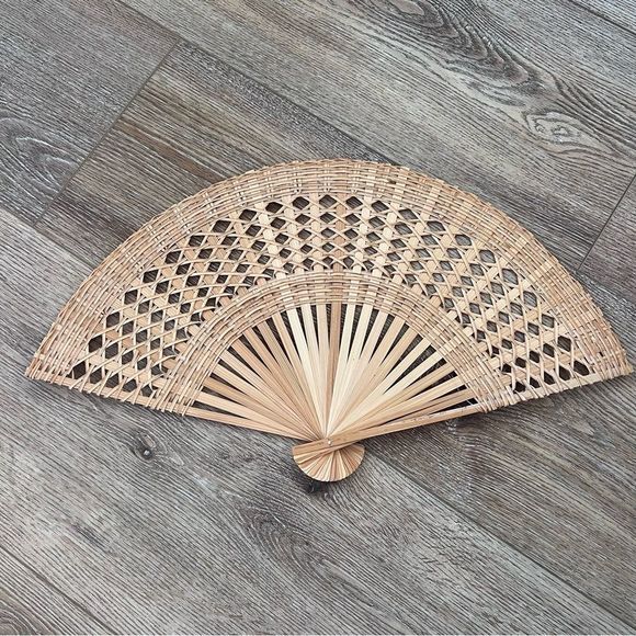 20 inch Wicker Boho Fan for Wall Art - Picture 1 of 4